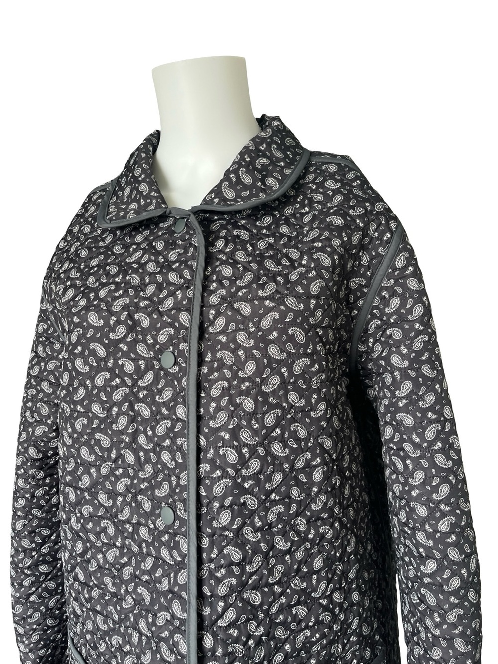 Lands End Reversible Quilted Barn Jacket Black Gray Paisley Womens Size XLT - Picture 10 of 12